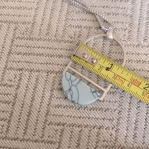 TURQUIOSE Semi precious light blue stone necklace long silvertone chain NWOT - Picture 6 of 8